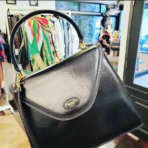 Bally Vtg. Black Leather 2way Bag Top Handle Crossbody Structured Bag